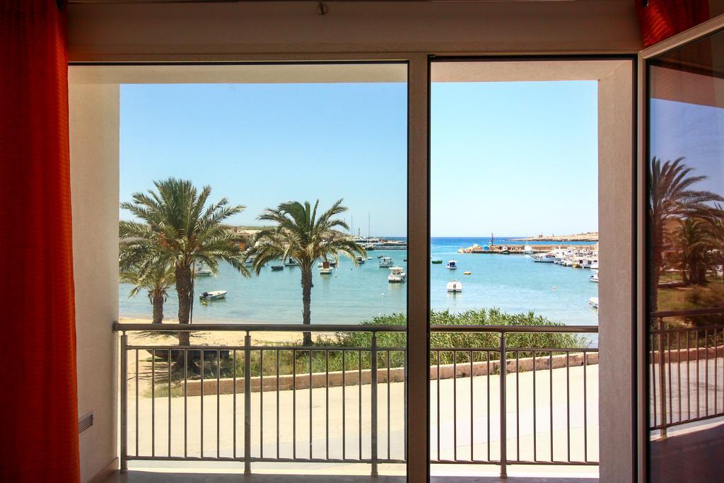 Family Suite Porto Vecchio 兰佩杜萨 外观 照片